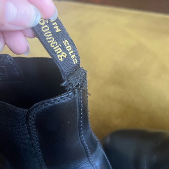 DR. MARTENS Rometty Wyoming Platform Chelsea Boot - Picture 7 of 16